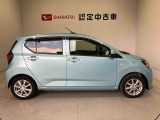 車両右側面からの写真になります。車をご覧になりたい時はお気軽に最寄りの店舗へご相談下さい。