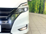 【LEDヘッドライト】悪天候や夜間走行時も良好な視界を確保し安心して運転できる高輝度LEDヘッドライトを装備!点灯速度が早く、消費電力も抑えられています。