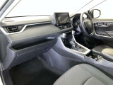 見通しのよいすっきりとした視界で、誰でも運転しやすいです。運転のしやすさは疲れにくさにも繋がりますよ♪