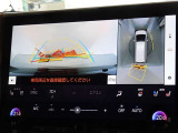 バックガイドモニターを装備しています、車庫入れもラクラクです。パノラミックビューモニターを搭載しています、上からの画像も表示されます。