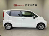 車両右側面からの写真になります。車をご覧になりたい時はお気軽に最寄りの店舗へご相談下さい。