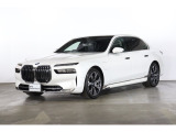 BMW i7