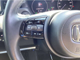 【ステリモ】ステアリングリモコンスイッチにてオーディオ操作可能となっております。運転にも集中できます。