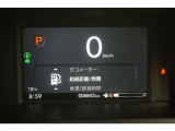 7インチの液晶メーターで、速度表示やHonda SENSING作動表示などを、分かりやすく表示 見やすさを追求したメーターです。