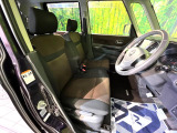 運転席シート廻りは使用感も少なく、良好な状態となっています。丁寧に使われていたことがよくわかりますね。
