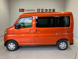 側面からの写真です。ご希望のお車が見当たらない場合は、弊社スタッフがしっかりとお客様のご要望に合ったお車をお探し致します。