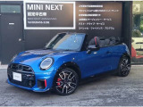 MINIJCWコンバーチブル!アイシーサンシャインブルーとMINIYOURSルーフトップの組合わせたオシャレな一台!これからの夏の時期にぴったり色合いで、幌をオープンし爽快にドライブできること間違いなし!