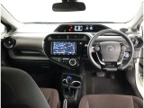 オシャレなインテリアで運転する気分も盛り上がりますよね^^