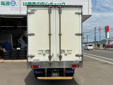 在庫は常時100台!新車・中古車はもちろん、トラック、ダンプ、バス、ホイルローダー、除雪機まで種類豊富!あなたの欲しい一台がきっと見つかるはず!