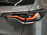 当店はお客様駐車場ももちろん完備しており、併せて新車も併設してますのでお気軽にご来店下さいませ。