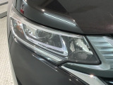 LEDヘッドライトは、点灯の瞬間から最大光量を発揮し、突然暗くなるトンネルなどでの安定感を高めます。