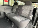 バンタイプのお車ですが結構ゆったり座れるリアシート!