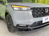 【シーケンシャルターンランプ付きLEDヘッドライト】人気の『流れるウィンカー』付きのLEDヘッドライトを装備♪高級感はもちろん、点灯時は存在感たっぷりで他車からも認識されやすく安心です。