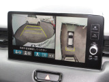 運転をしやすくする多彩な視界を手に入れるシステム。「見通しの悪い交差点での発進」「料金所などへの幅寄せ」「バック駐車」「縦列駐車」といった、多くの人が苦手意識を持ちやすいシーンで効果を発揮します。