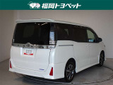 色は人気のホワイトパールクリスタルシャインです。