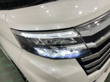 LEDヘッドライトで夜間の運転も安心ですね