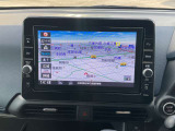 日産純正9インチメモリーナビ(MM321D-L)装備、NissanConnectサービス対応、オペレーター通話や音声対話検索、スマホアプリと連動などに対応した高機能ナビ。無料地図更新付きです。