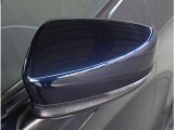 【ドアミラーウインカー】格好良さだけではなく対向車両からの視認性もよく安全に走行する為の安全装備のひとつです。