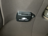 オプション装備で100V AC電源(100W)がついています。車内やアウトドアでの家電機器使用も可能な100V/100W電源を搭載。緊急時の電源としても活躍が期待できます。