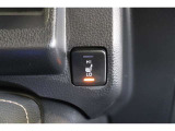 シートヒーターは、エアコンで車内を温めるよりも早くシートが温まるので、寒い季節も快適になります。