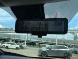 スマートルームミラー♪たくさん荷物を載せても、バックカメラで映像を映すので後方の視界も確保!!様々なシーンで活躍する便利装備☆