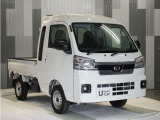 この度は当店の車両をごらん頂きましてありがとうございます。当店の販売車両はそのほとんどが自社での下取り車とデモカー(展示、試乗車)から構成され、安心してご購入いただけますよ