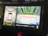 【パノラミックビューモニター】専用のカメラにより、上から見下ろしたような視点で360度クルマの周囲を確認することができます☆死角部分も確認しやすく、狭い場所での切り返しや駐車もスムーズに行えます。