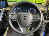 【純正革巻きステアリング】上質な革を使用することで、手にしっかり馴染みとても運転しやすいハンドルです♪