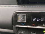 運転席、助手席にはシートヒーターが付いています。最近の冬場は例年よりも寒くなっています。。。シートヒーターがあるとないとじゃ大違い!ぜひお試しあれ!