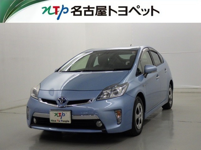 トヨタ プリウスPHV 
