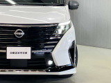 【LEDヘッドランプ】ハロゲンヘッドランプの約2倍の明るさ!夜の運転も安心です!