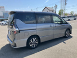 セレナ 2.0 ハイウェイスターV 