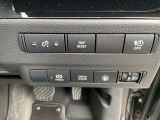 オートブレーキホールド機能は、運転者のブレーキ操作によって停車した際に、自動的にブレーキ力を保持する機能です。