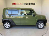 車両右側面からの写真になり。車をご覧になりたい時はお気軽に最寄りの店舗へご相談下さい。