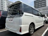 LEDテールライトです。省電力、高輝度のLEDは明るく照らすので夜間運転時の視認性を高めます。スタイリッシュな見た目で細かいところもこだわりたいあなたに!