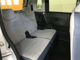 ゆとりある広々とした車内空間は、ドライブを始め買い物やレジャーなど、幅広く活躍します。一人でもみんなとでもお出かけを楽しみましょう!