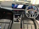 アウトバーンでの走行を見据えたBMWのブレーキシステムはもしもの時にもいち早くマシンを停止してくれます。