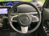 【ステアリングスイッチ】運転中、前方から目線をそらすことなく、オーディオ等の操作が可能な便利機能!安心&快適なドライブを演出してくれます♪