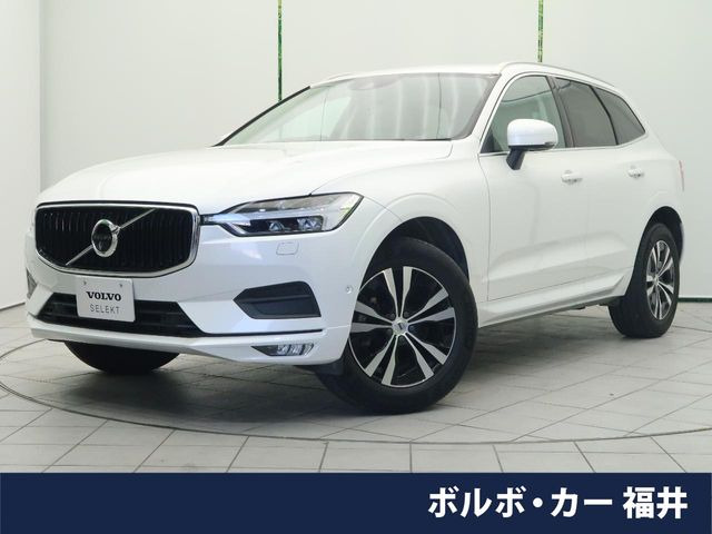 XC60B5 AWD モメンタム 4WD