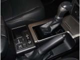 自社工房で輝くボディーと、綺麗で清潔な室内の車に生まれ変わります【ピカット一平】☆もちろん当社の技術スタッフの手により、すみずみまで点検整備が行われます。ぜひ、お客様の目でお確かめください。