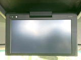 【12.1型フリップダウン】大画面モニターで後席でもエンタメをお楽しみいただけます。家族や友人とお出かけする機会が多い方に大人気です♪