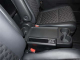 荷物をたっぷり載せて広々ドライビング♪夏でも冬でも、アウトドアやショッピングを思い切り楽しみましょう!