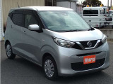 お色はシルバーになります。※福井県内のお客様を中心にお取引させて頂いています。県外への陸送等でのお取引はお断りさせていただく場合がございます。個別にご相談させていただきます。