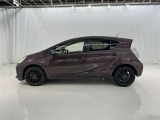フロントからリヤまで一体感あるスタイリッシュなサイドフォルムです。