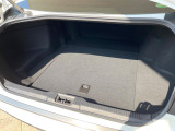 普段のお買い物や通勤、送迎等に十分な荷室スペースを確保しております。
