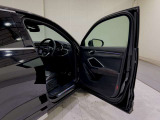 Audiは創業者であるホルヒの「いかなる時代においても第一級の素材を用い、操縦安定性に優れ、さらに進歩的なクルマの製造を目指す」という考え方に則り、こだわり抜かれたインテリアを目指しています。