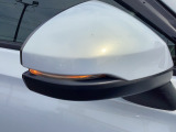 オシャレさと視認性を兼ね備えたLEDミラーウインカー♪