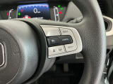 【アダプティブ・クルーズ・コントロール】予め設定した車速内でクルマが自動的に加減速。 前走車との適切な車間距離を維持しながら追従走行し、高速道路でのドライバーの疲労を軽減してくれる嬉しい機能付♪
