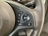 【アダプティブ・クルーズ・コントロール】予め設定した車速内でクルマが自動的に加減速。 前走車との適切な車間距離を維持しながら追従走行し、高速道路でのドライバーの疲労を軽減してくれる嬉しい機能付♪