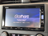 【メーカー純正ナビ】インテリアに溶け込むスタイリッシュな「専用設計」メーカーナビを装備♪視認性や操作性など基本性能にも優れ、より上質なカーライフをお楽しみいただけます。